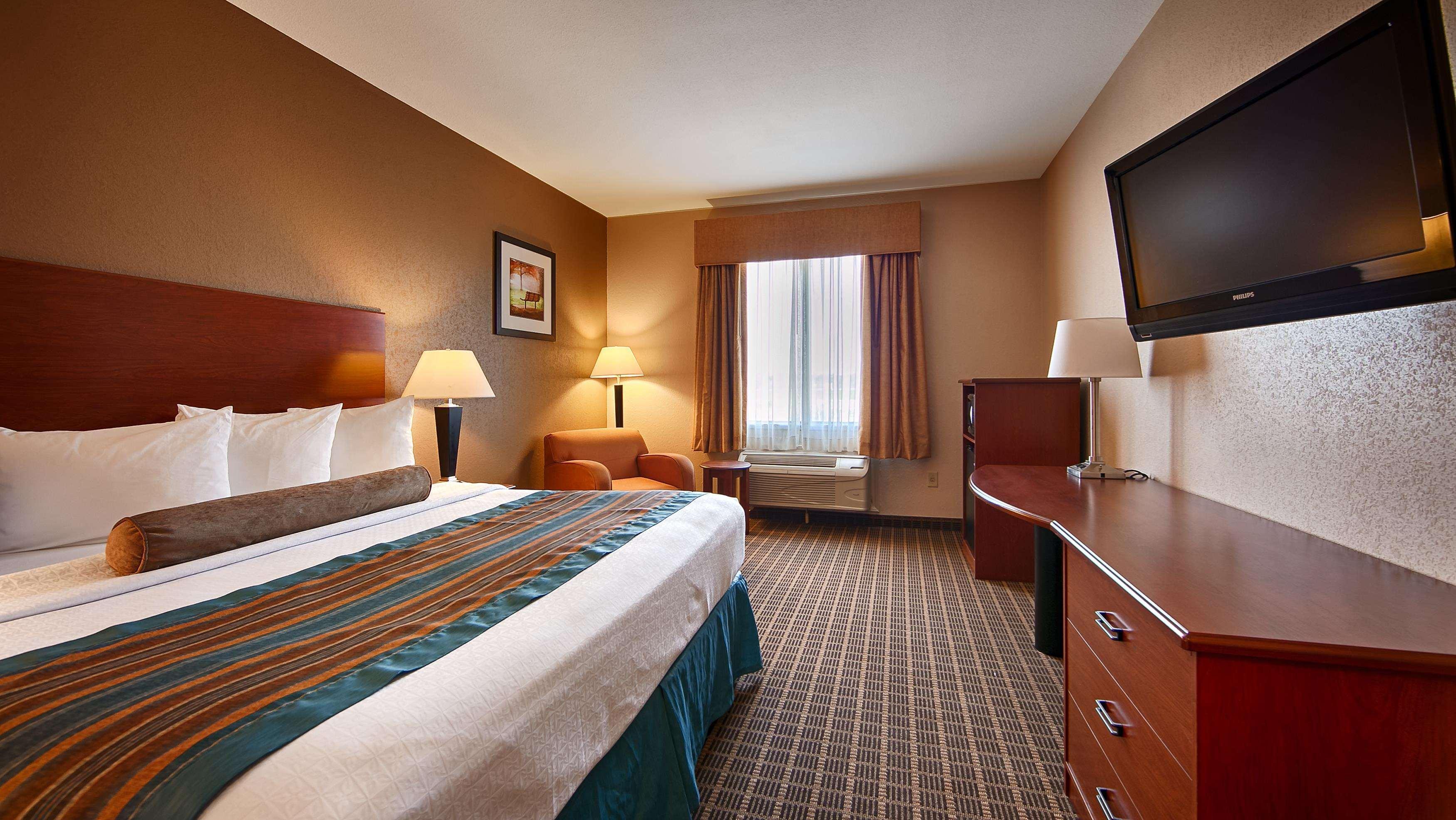 Best Western Orange Inn & Suites Eksteriør bilde